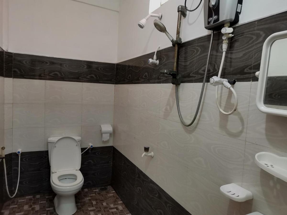 Nallur Holidays Inn جافنا المظهر الخارجي الصورة