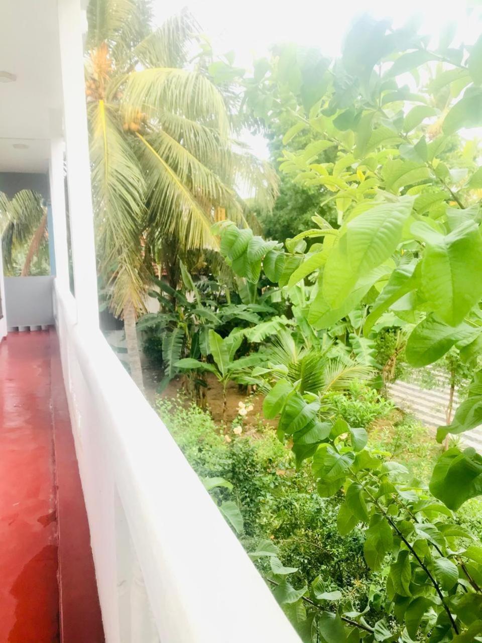 Nallur Holidays Inn جافنا المظهر الخارجي الصورة