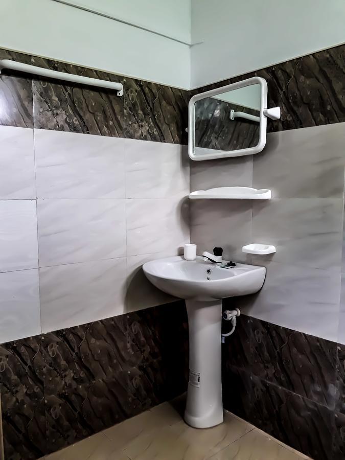 Nallur Holidays Inn جافنا المظهر الخارجي الصورة